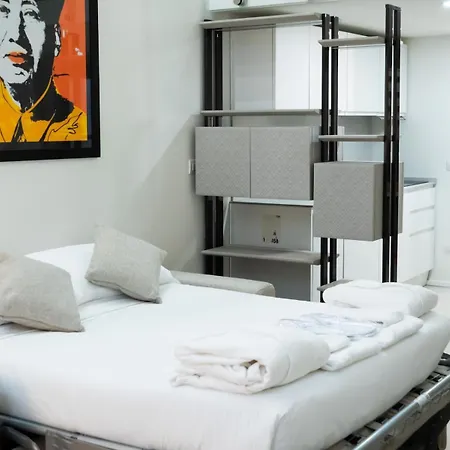 Prestige Boutique Homes - Cenacolo Area * Milano