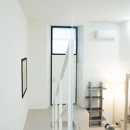 Prestige Boutique Homes - Cenacolo Area ミラノ